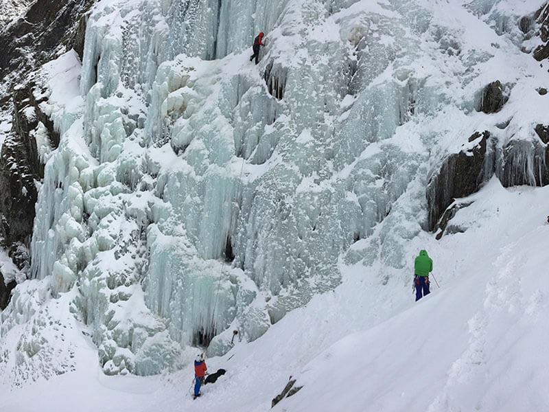 Curso de escalada en hielo